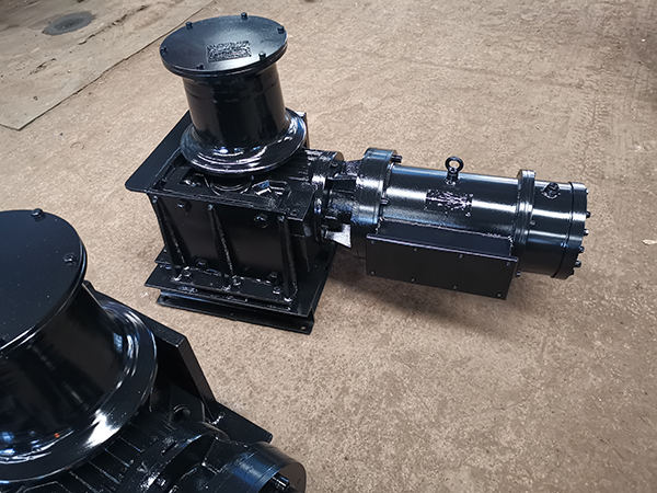 20 kN Electric Capstan Finished518218.jpg 20 kN Electric Capstan Finished.jpg